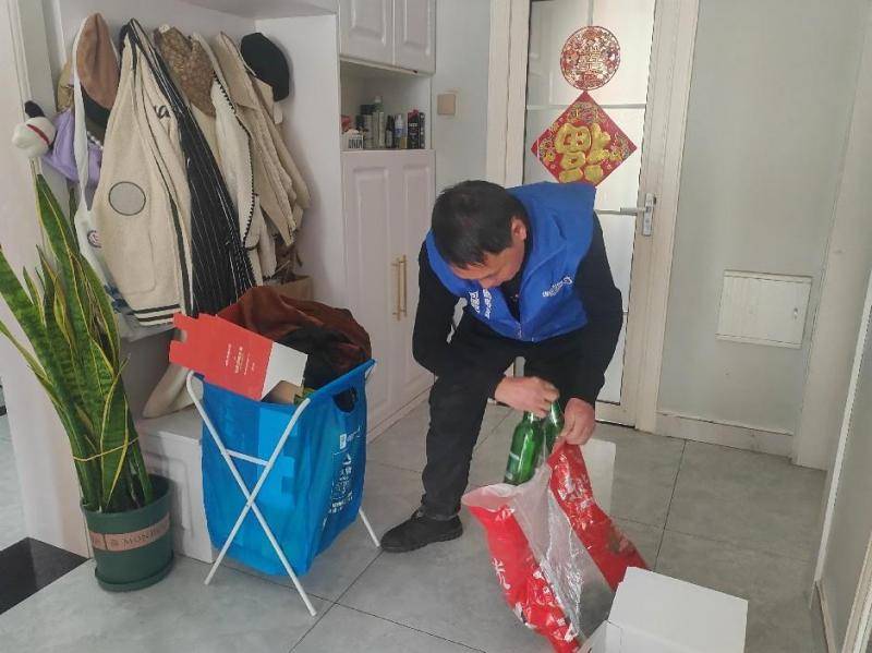二手回收：旧物重生的神奇之旅